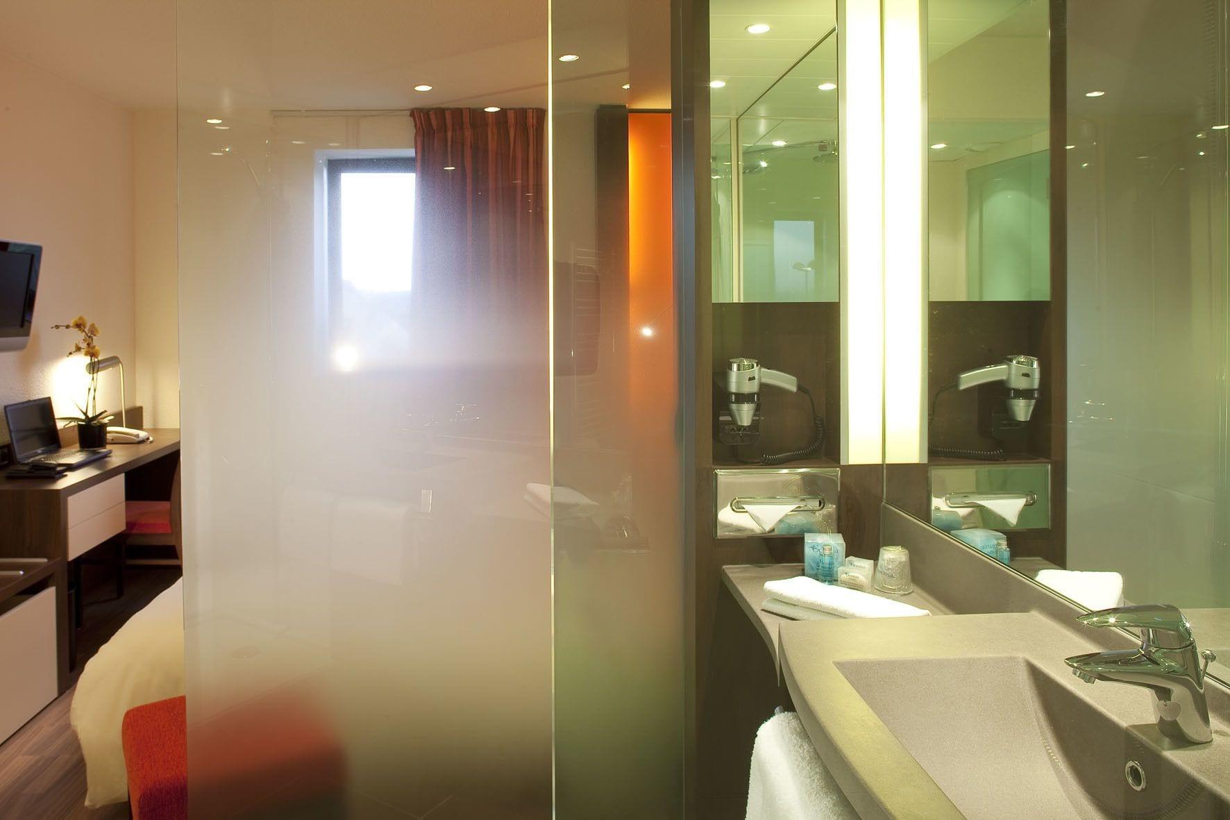 Oceania Rennes Hotel Saint-Grégoire Екстериор снимка