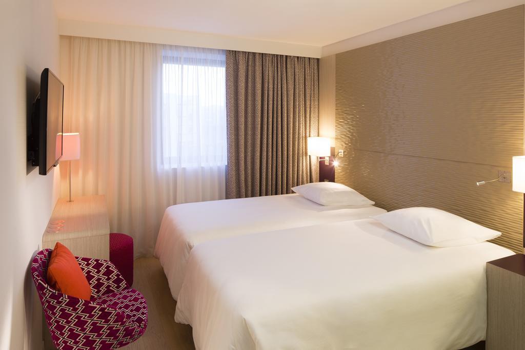 Oceania Rennes Hotel Saint-Grégoire Екстериор снимка