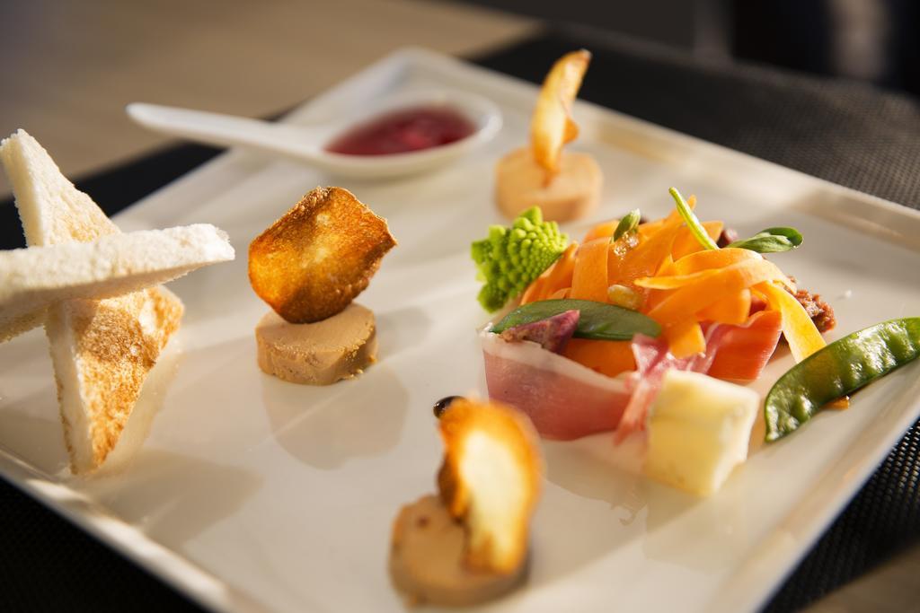 Oceania Rennes Hotel Saint-Grégoire Екстериор снимка