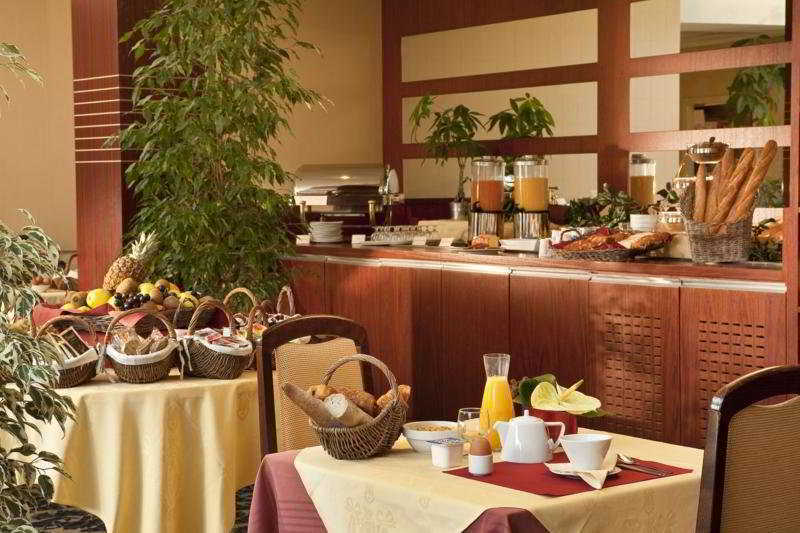 Oceania Rennes Hotel Saint-Grégoire Екстериор снимка